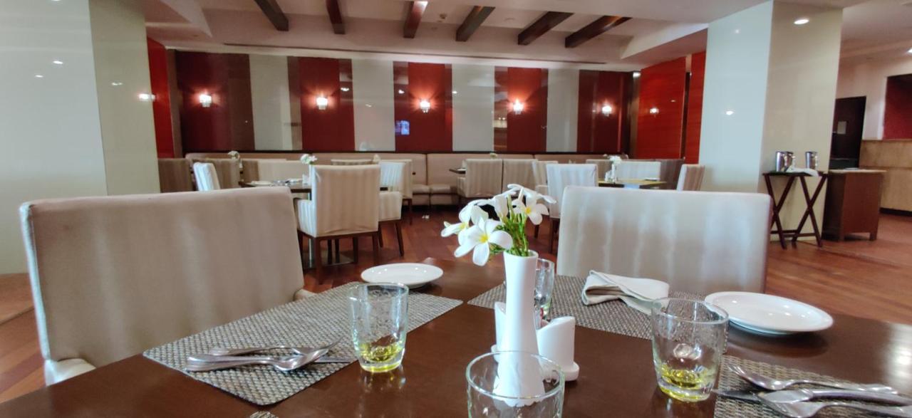 Country Inn & Suites By Radisson, Bathinda Buitenkant foto