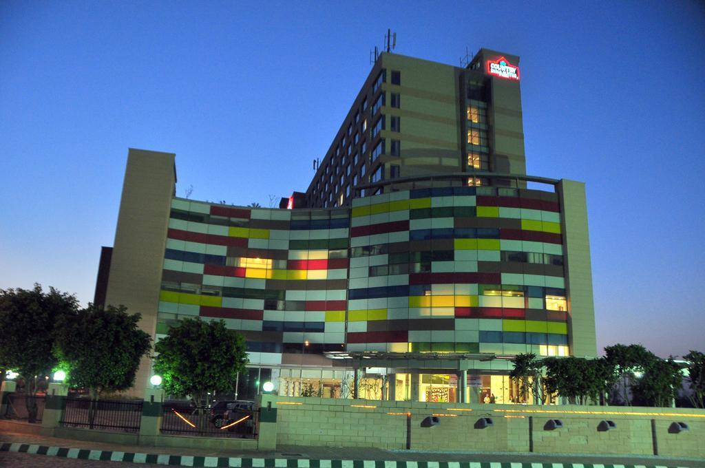 Country Inn & Suites By Radisson, Bathinda Buitenkant foto