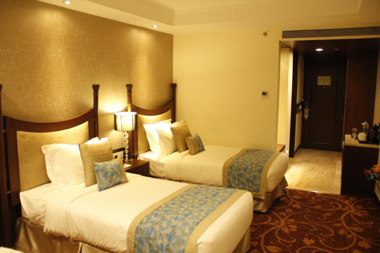Country Inn & Suites By Radisson, Bathinda Buitenkant foto